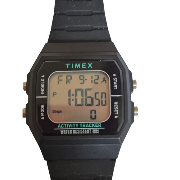 Timex Activity Tracker Multi function includes steps calories miles Unisex - Picture 1 of 8